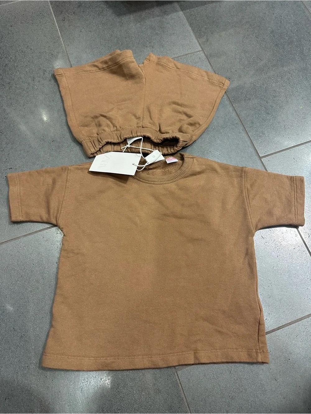 Zara New 2y Basic Jogging Set Caramel Brown Color Shirt & Shorts